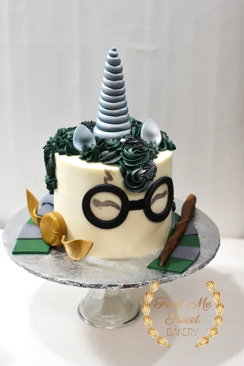 harry+potter+unicorn+cake.webp
