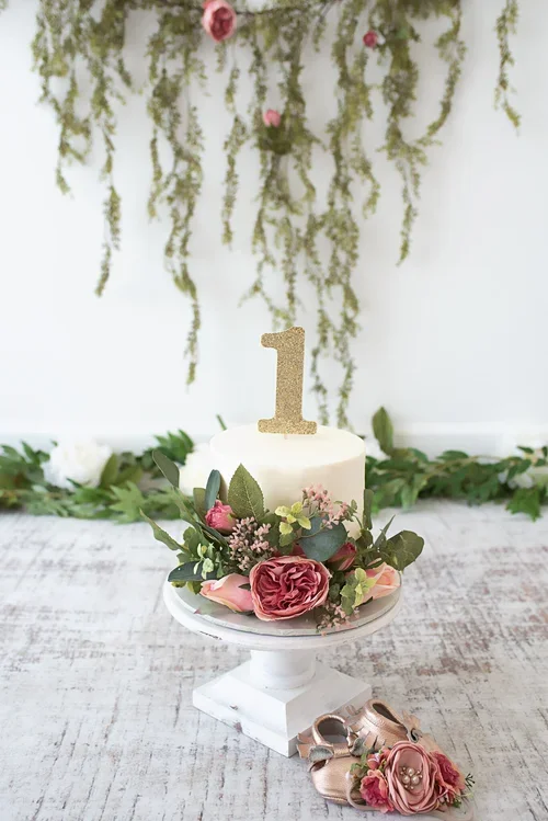 1ST BIRTHDAY CAKE.webp