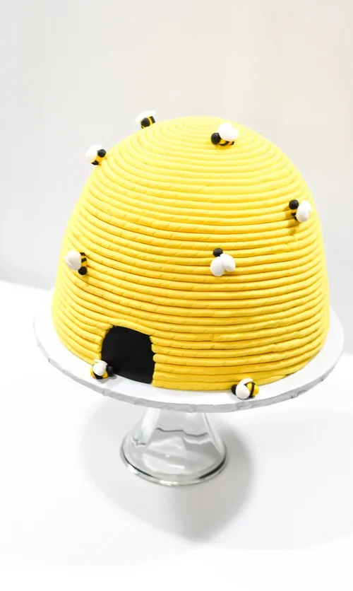 beehive+fondant+cake+side+view Baby Shower cake.webp