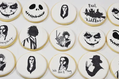 halloween+silhouette+cookies+2.webp
