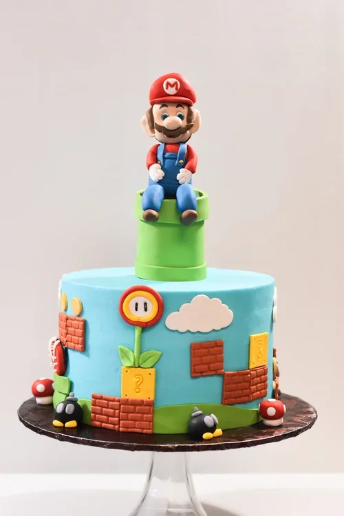 mario+super+mario+cake.webp
