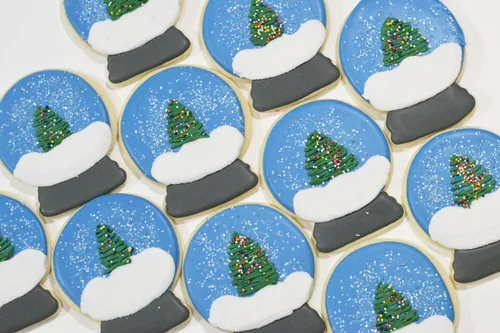snow+globe+cookies.webp