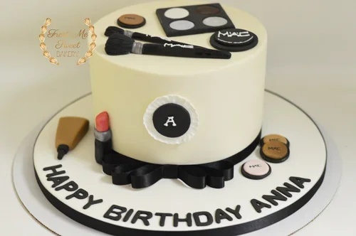 makeup cake2.webp