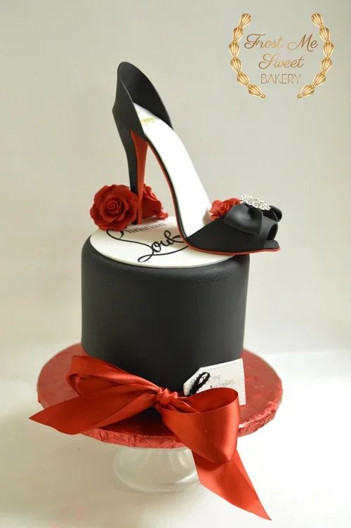 louboutin+with+shoe+cake+2.webp