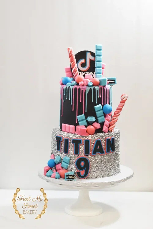 tik+tok+cake+2.webp