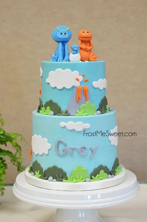dinosaur+baby+shower+cake+2.webp