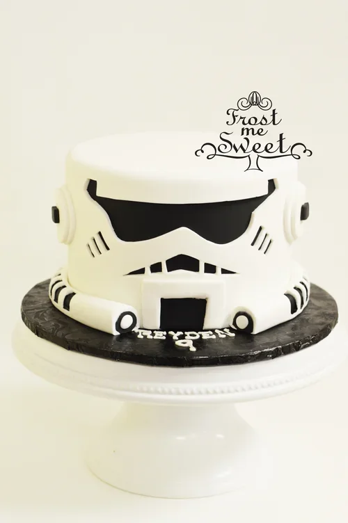 storm trooper cake.webp
