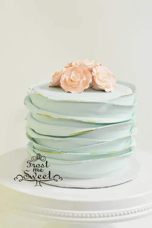 sMALL 1 TIER WEDDING CAKE.webp