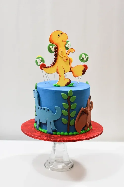 dino+cake.webp