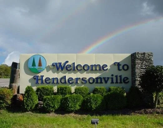 The old Welcome to Hendersonville sign