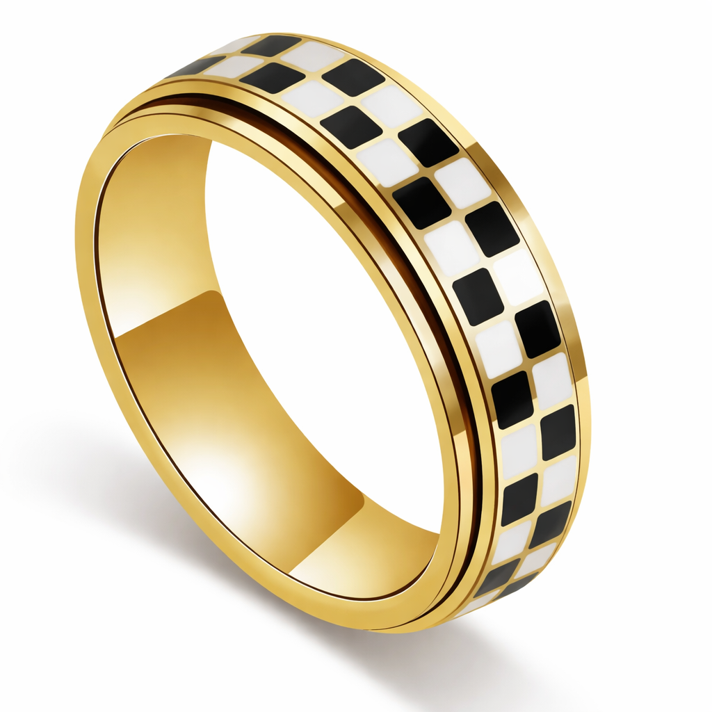 Checkered ring