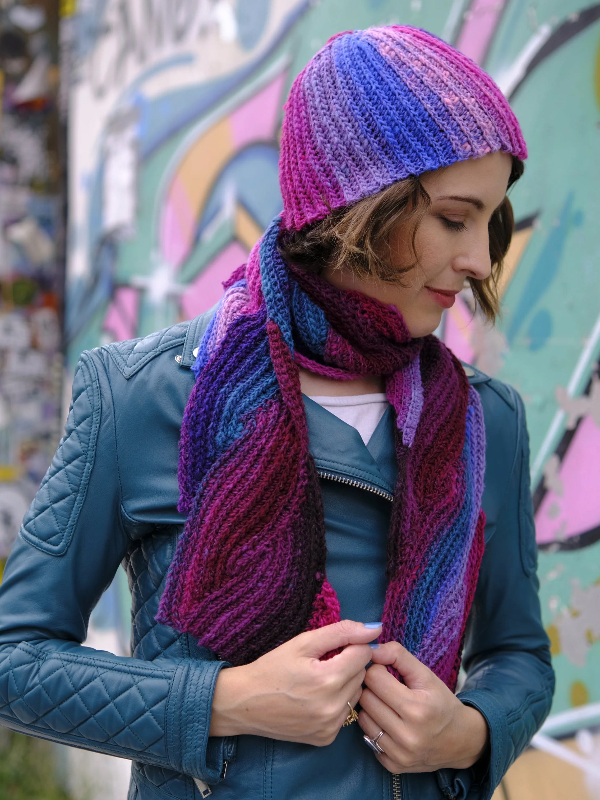 Meandering Hat and Scarf Pattern Set