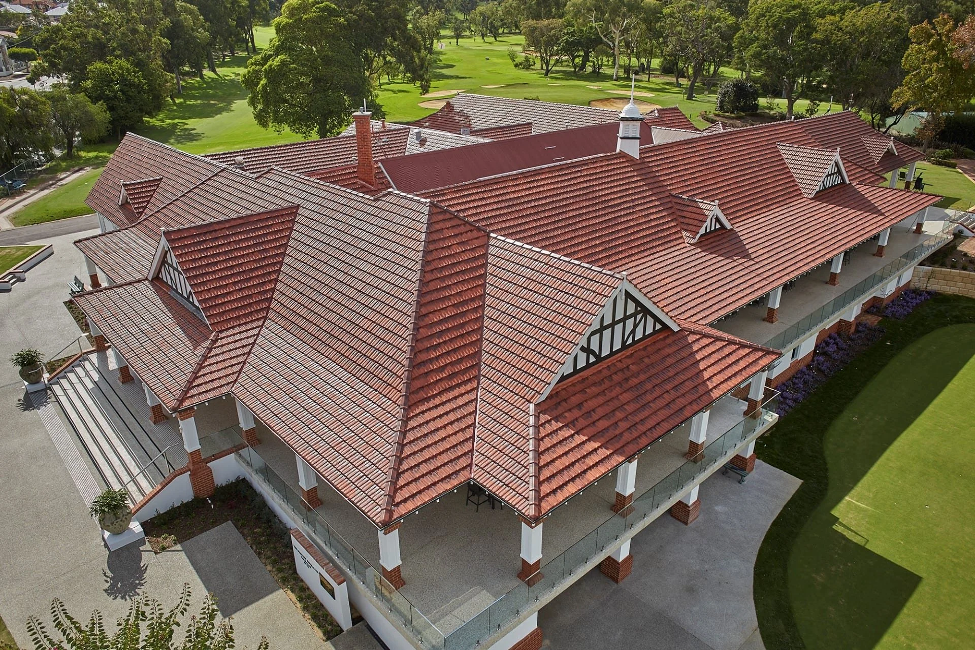 wagc-golf-club-roof.jpg