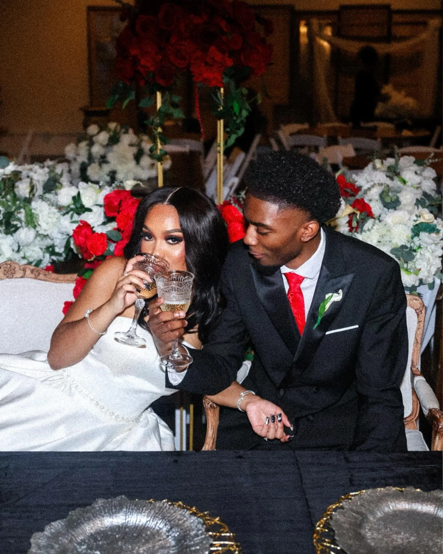 Hands down one of my favorite weddings and couple. Joi and Antrell, thank you for letting me be creative, and letting me capture your special day 🫶 it was truly an honor. @1scoringg @joiiimarieeee 

#wedding#photographer#reels#carousel