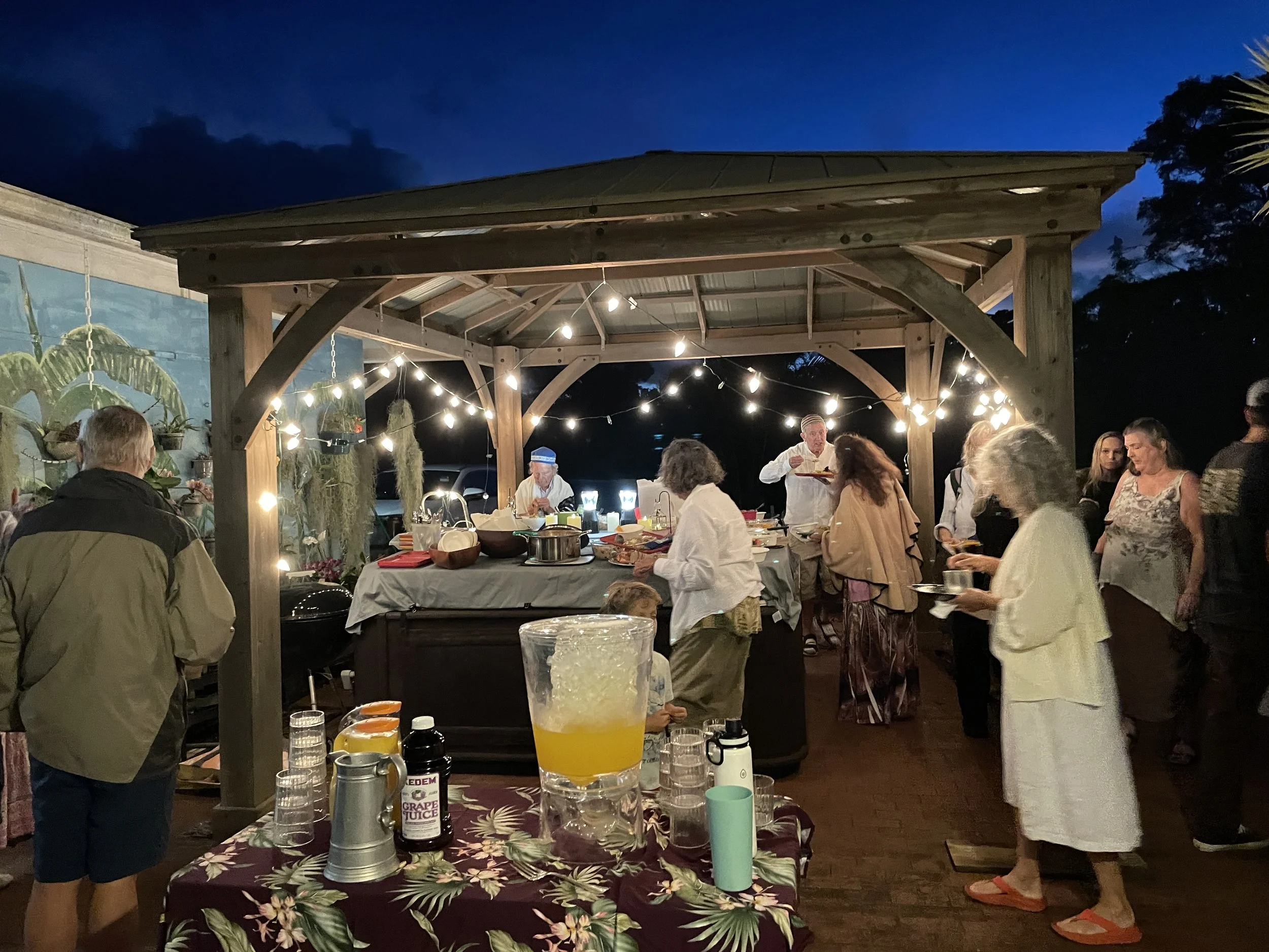 Yizkor, Neila, Havdalah and a Delicious Break Fast