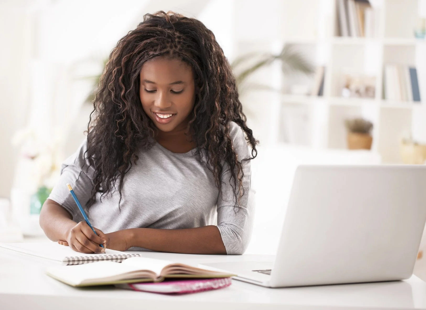 College Decisions Are Being Released: What Juniors and IB Year 1 Students Should Know