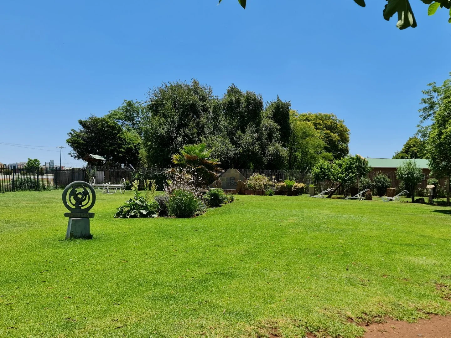 Tarlton, Krugersdorp 2.2Ha