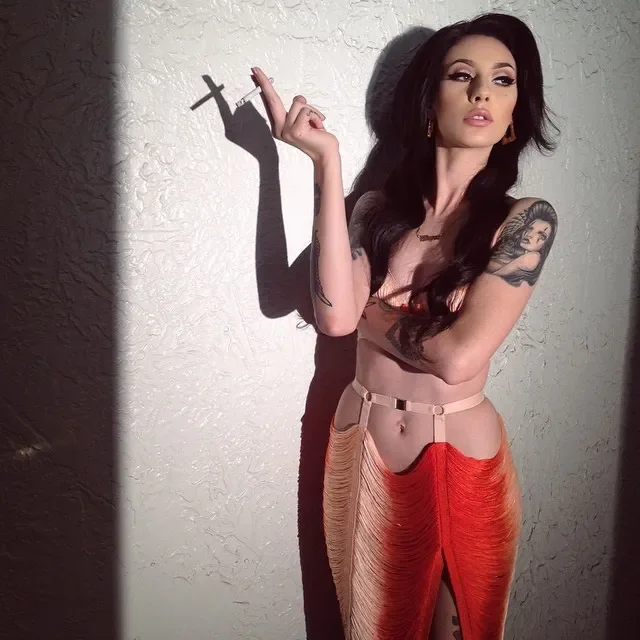Natasha Lillipore — affluent influencer advocacy as part of Cascade fashion marketing and promotion