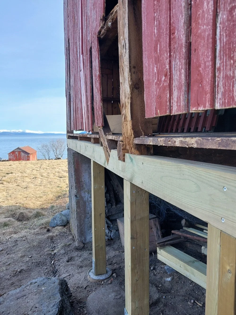 jekking fjøs på Engenes