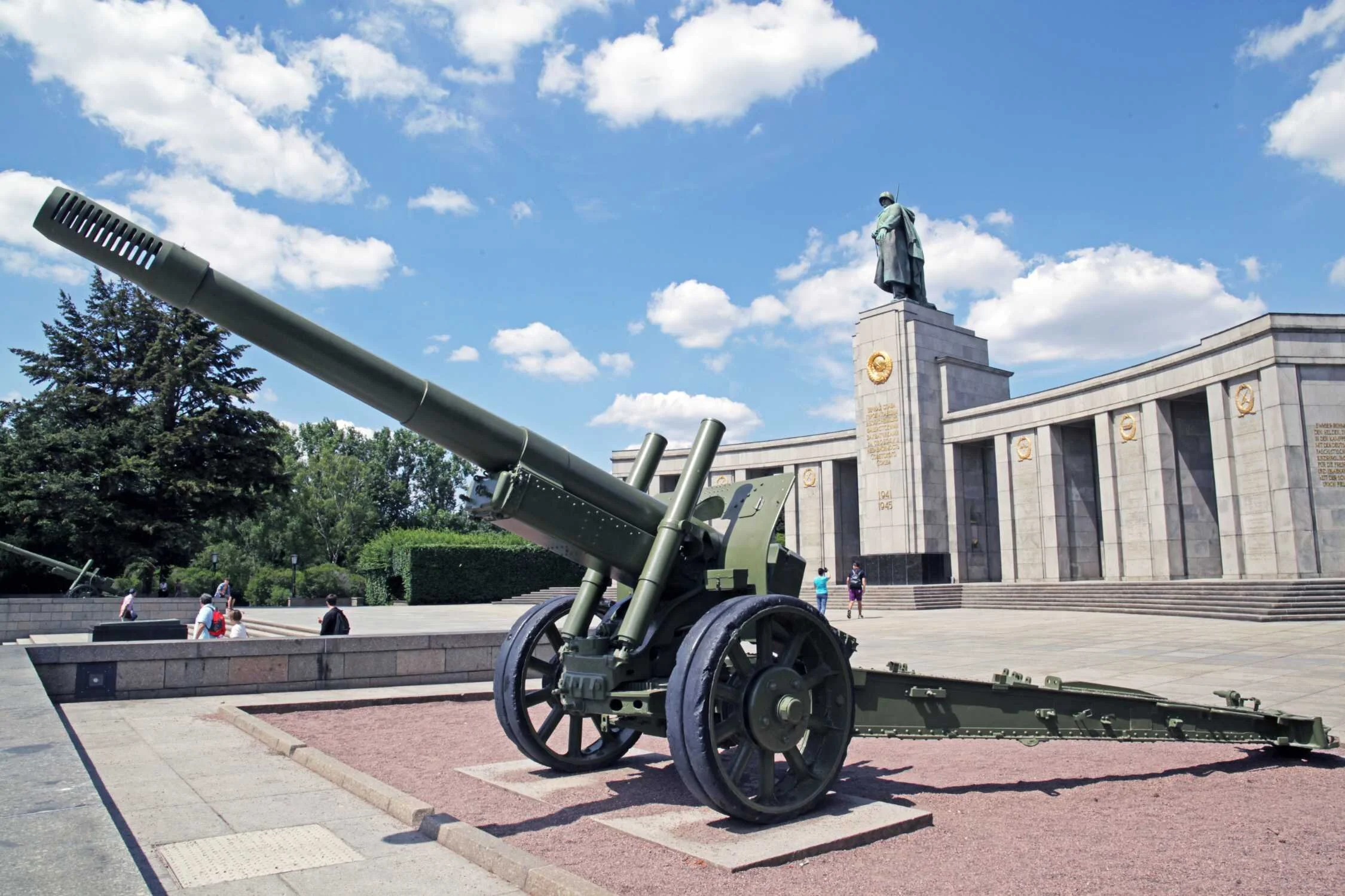 Soviet War Memorial Tiergarten Warnemuende Cruise Tour Berlin Shore Excursion Rostock