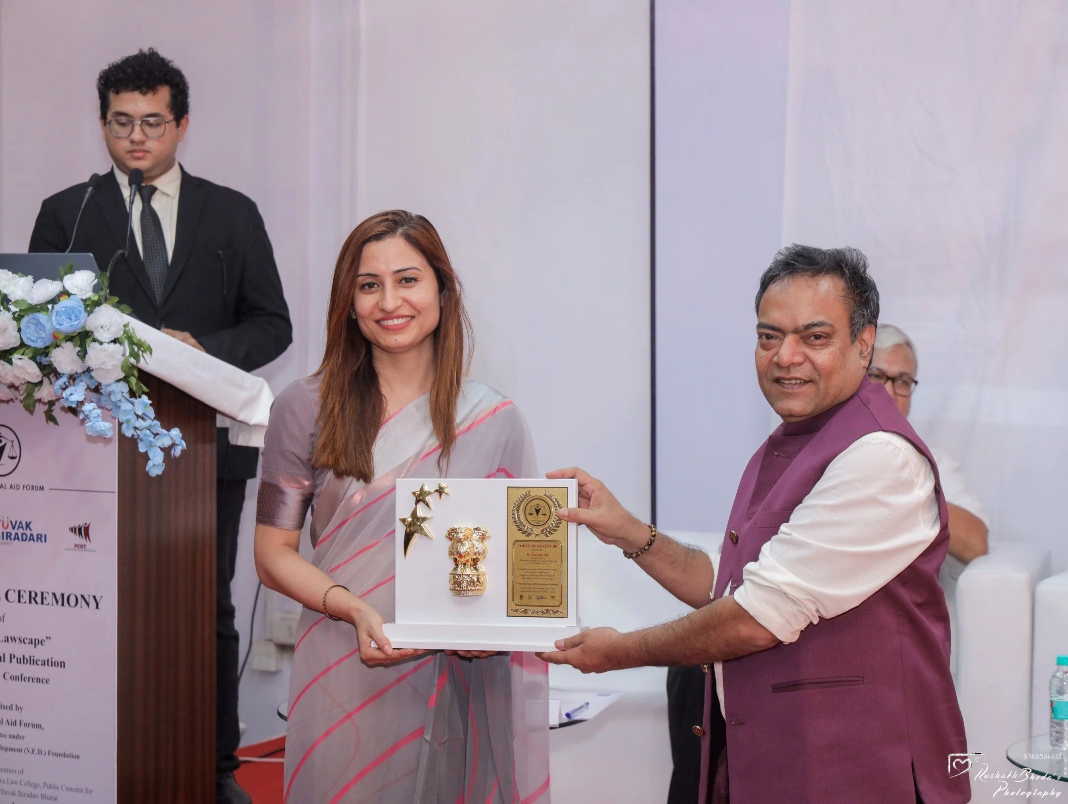 Chairman, Nidaan, Adv Nilesh Agarwal, Gladly honoring Dr. Garima Pal, Assistant Professor, MNLU Mumbai