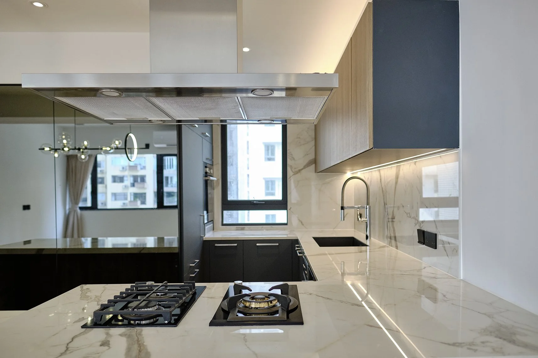 Luxury Apartment - Hong Kong