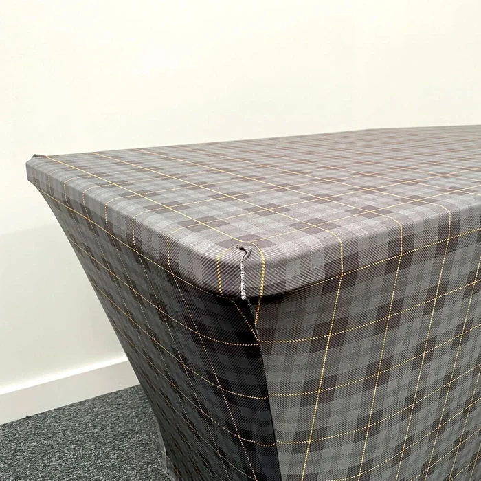 stretch-tablecloth_corner-left.webp