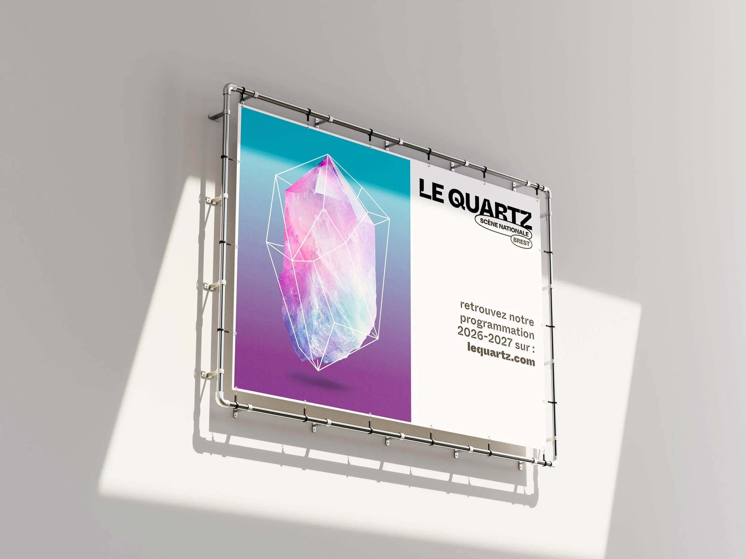 Affiche publicitaire pour Le Quartz à Brest : design graphique avec cristal géométrique coloré. Identité visuelle de festival et communication culturelle par Bower Studio, Bretagne.