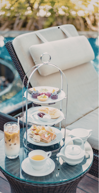 خدمة ضيافة فاخرة تعكس تجربة سفر مريحة واهتمام بأدق التفاصيل