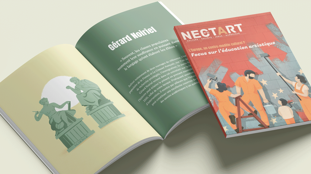 Une brochure rouge intitulée "NECOT ART", se concentrant sur l'éducation artistique en Europe, avec une illustration de trois personnes en tenue orange manipulant des équipements artistiques, et un enfant. Le livre est ouvert, montrant des illustrations de statues antiques sur une page et du texte sur l'autre.