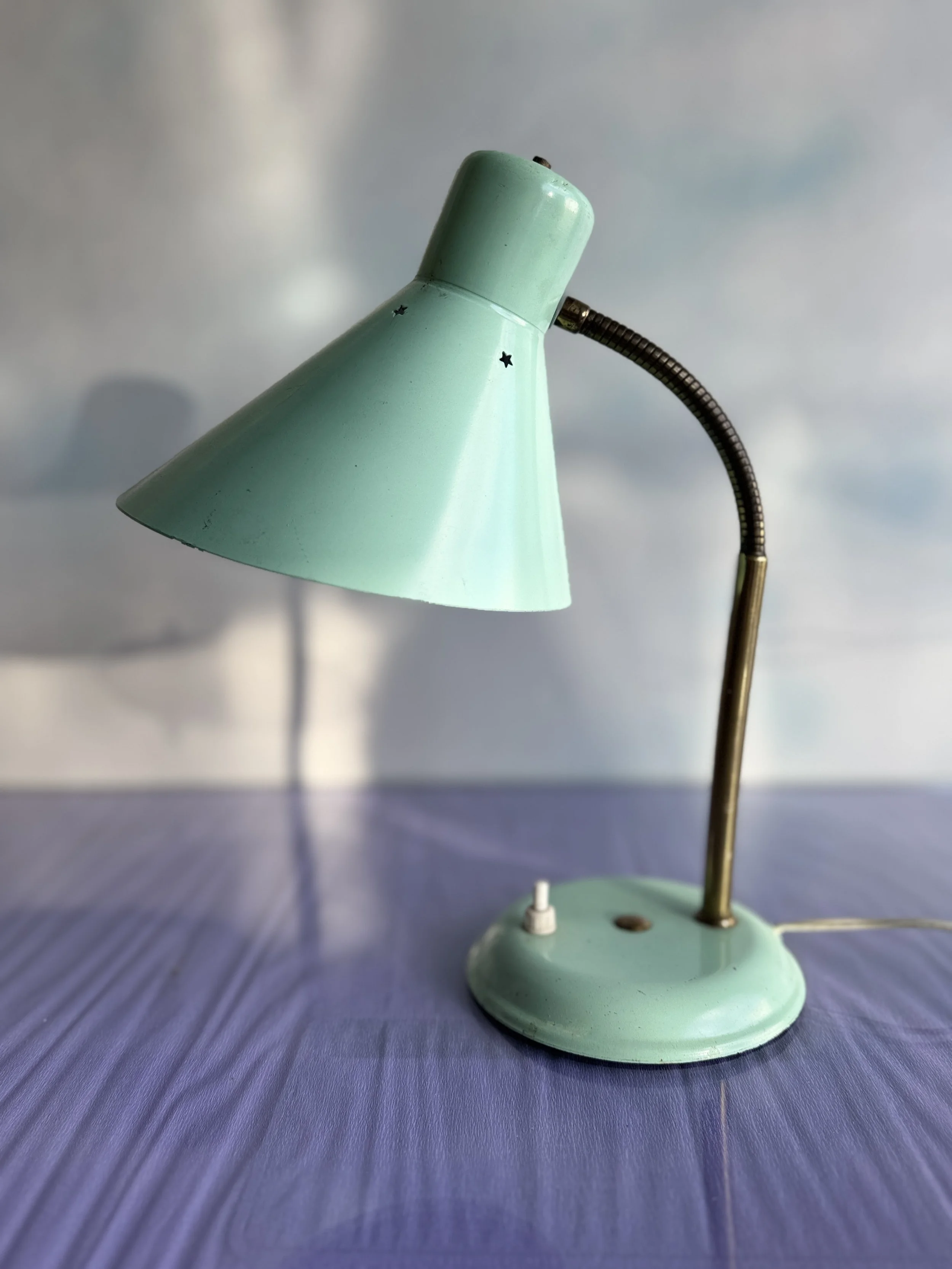 SMALL OFFICE LAMP WITH STARS