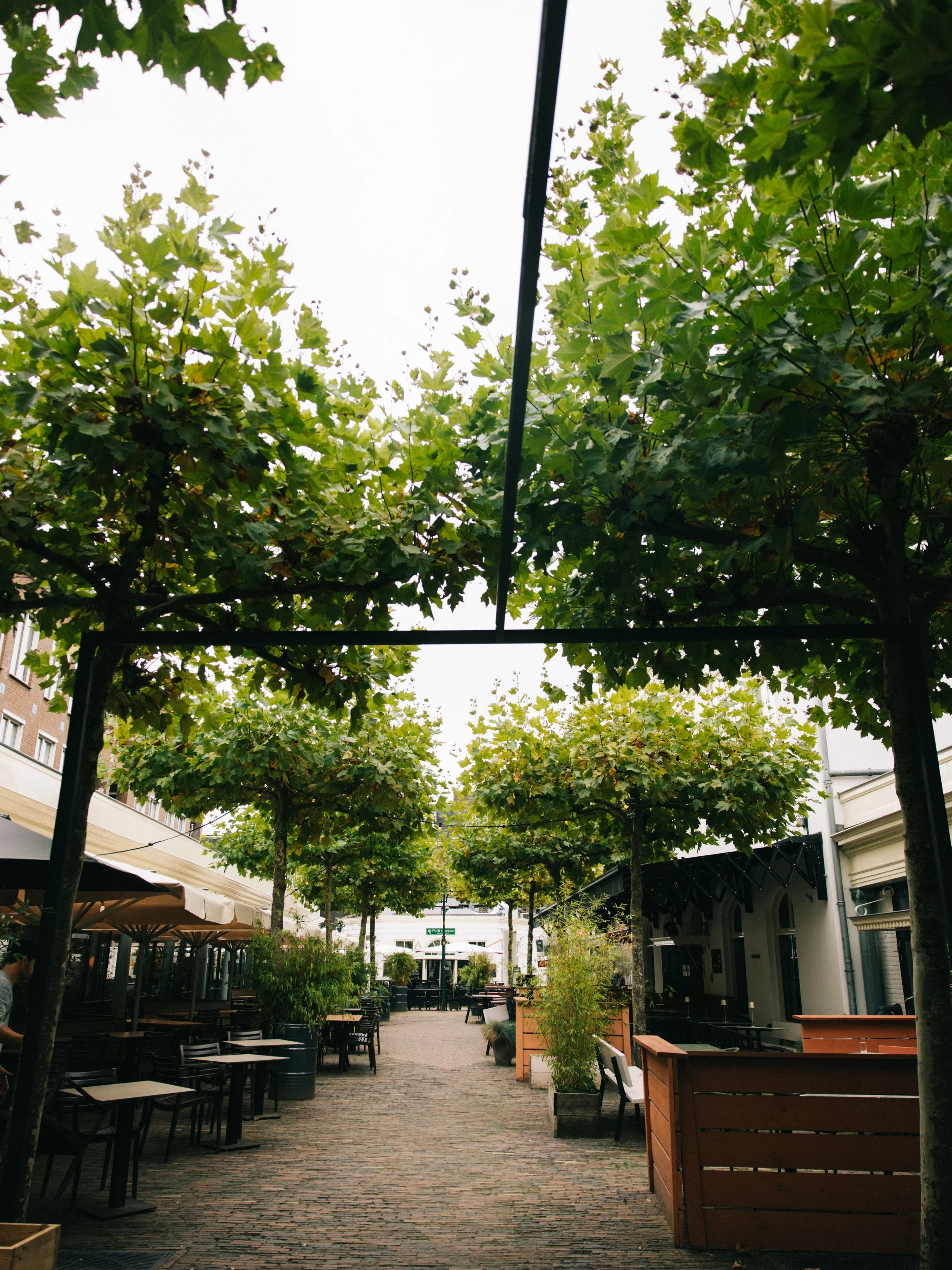 Tijd voor een knipbeurt!✂️🍂 Het Korenbeursplein is weer klaar voor de komende herfst- en wintermaanden😍 Dit jaar is er nog genoeg te doen, bekijk de volledige agenda op Korenbeurspleintiel.nl👀

Ondertussen ben je ook van harte welkom bij De Beurs,