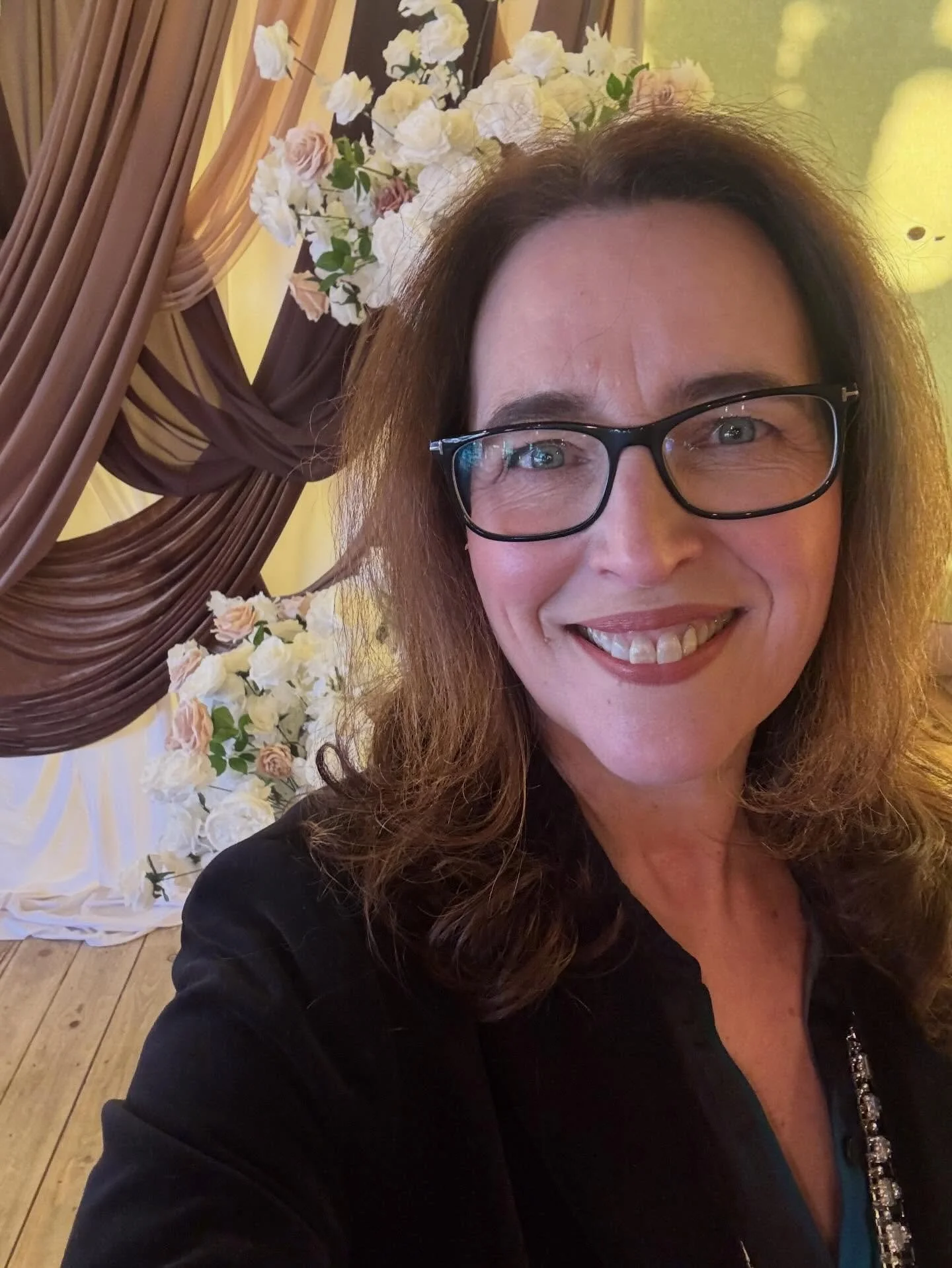 The perfect start to my Easter weekend yesterday. Conducting a ceremony for Natalie and David @rylandsfarmhousewilmslow 

They wanted it to be personal and full of joyful moments and that&rsquo;s exactly what it was.

Everyone played a part. The brid