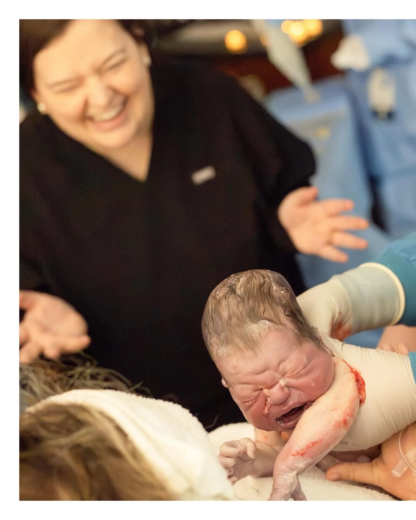 From laboring in the quiet hours
to meeting your baby for the first time (!!) 🤍

This level of support and excitement is what I bring to every birth. Steady, present, and fully with you.

You don&rsquo;t have to do this alone.

📸 by my talented fri
