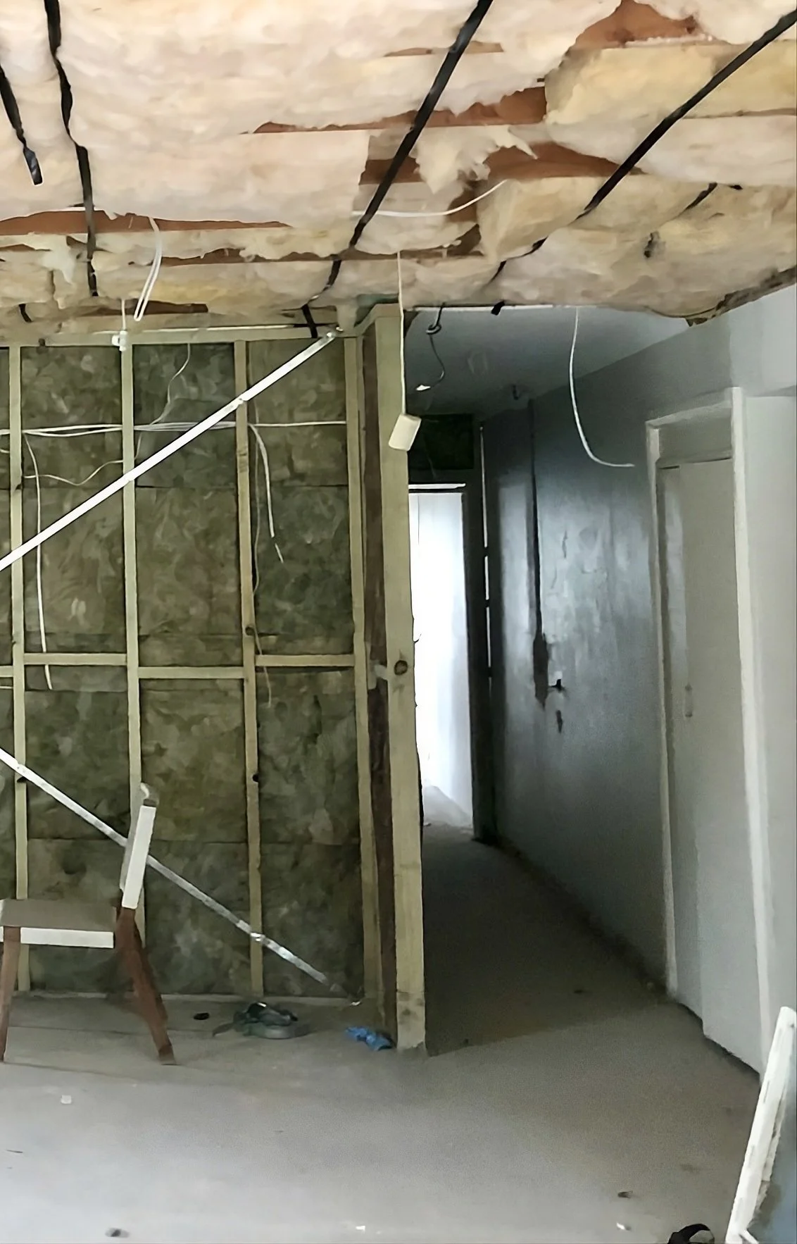 Keittiö ja käytävä remontissa