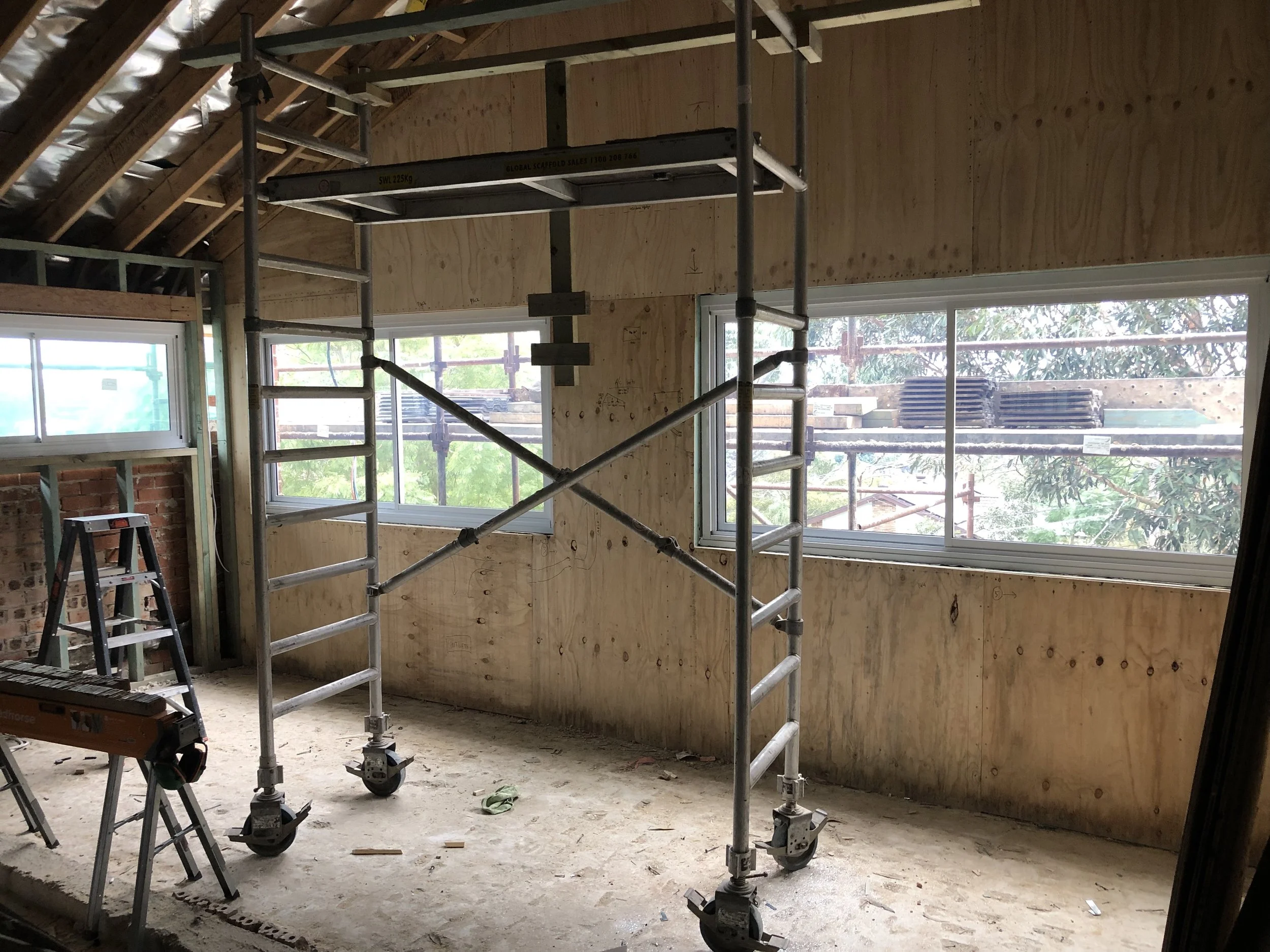 Makuuhuone remontin ollessa käynnissä