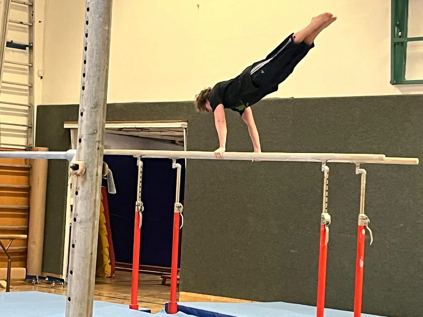 9a511e66-e296-41b6-bafa-0d132bda7ce0 2.JPG