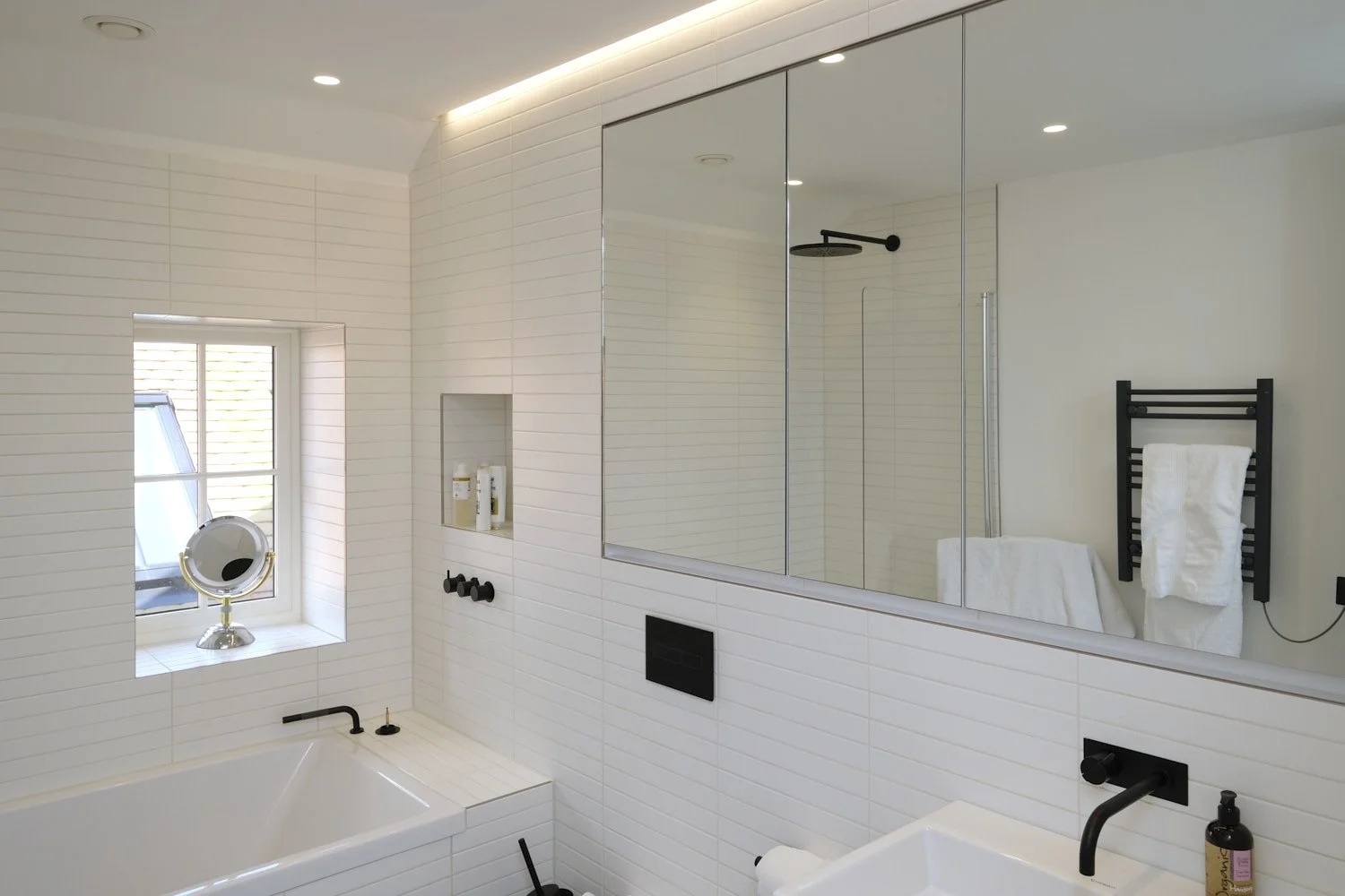 1601- DSCF8069-Web.jpg