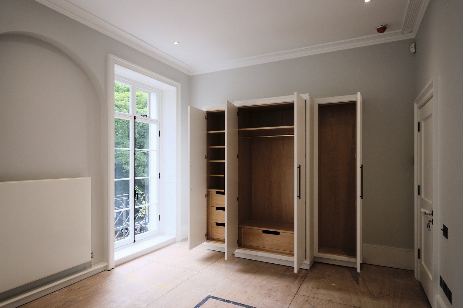 1610 Edwards Square 19-05-21 86-Web.jpg