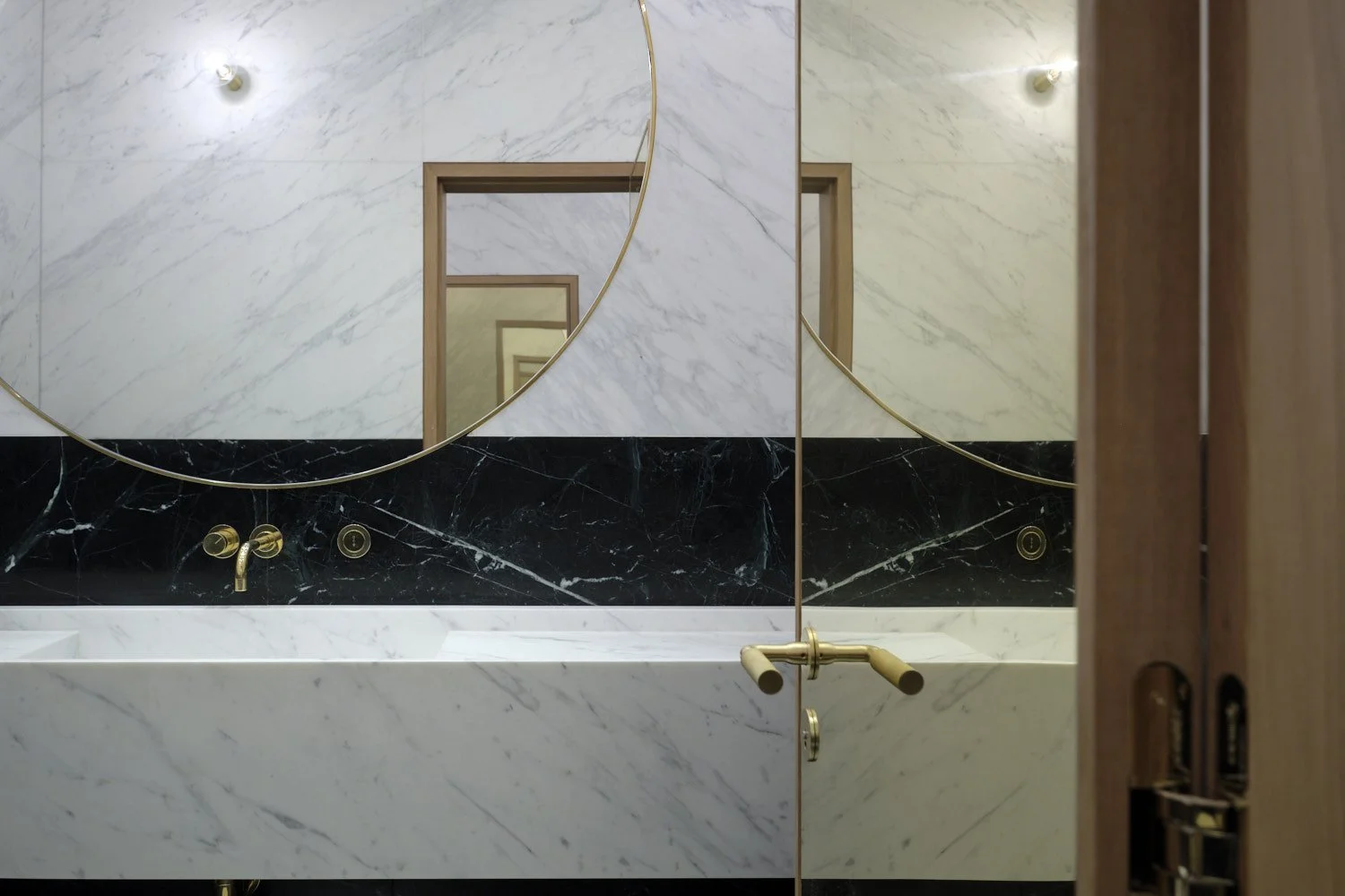 2005 21-01-29-358-Web.jpg