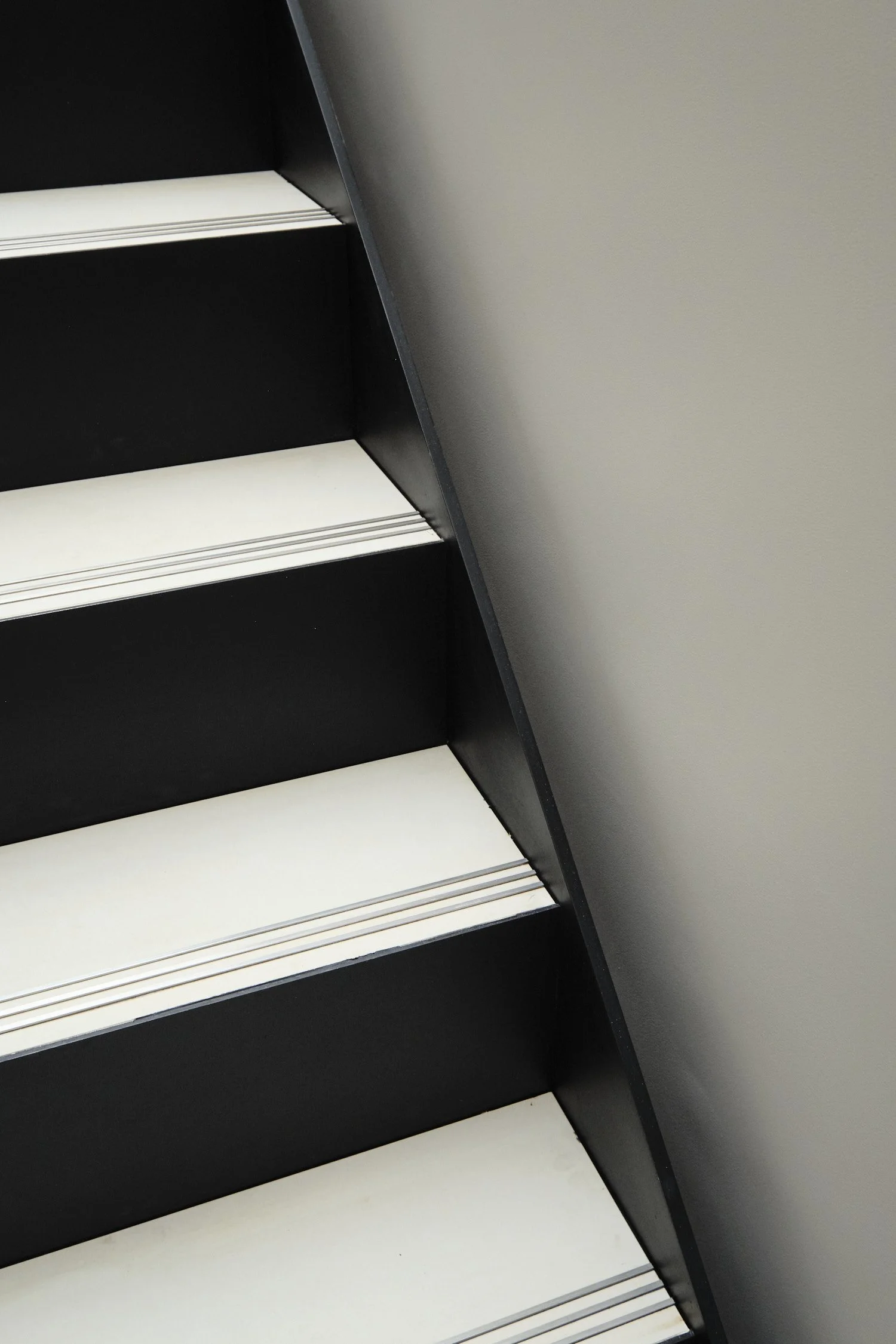 1610 Edwards Square 19-05-21 120-Web.jpg