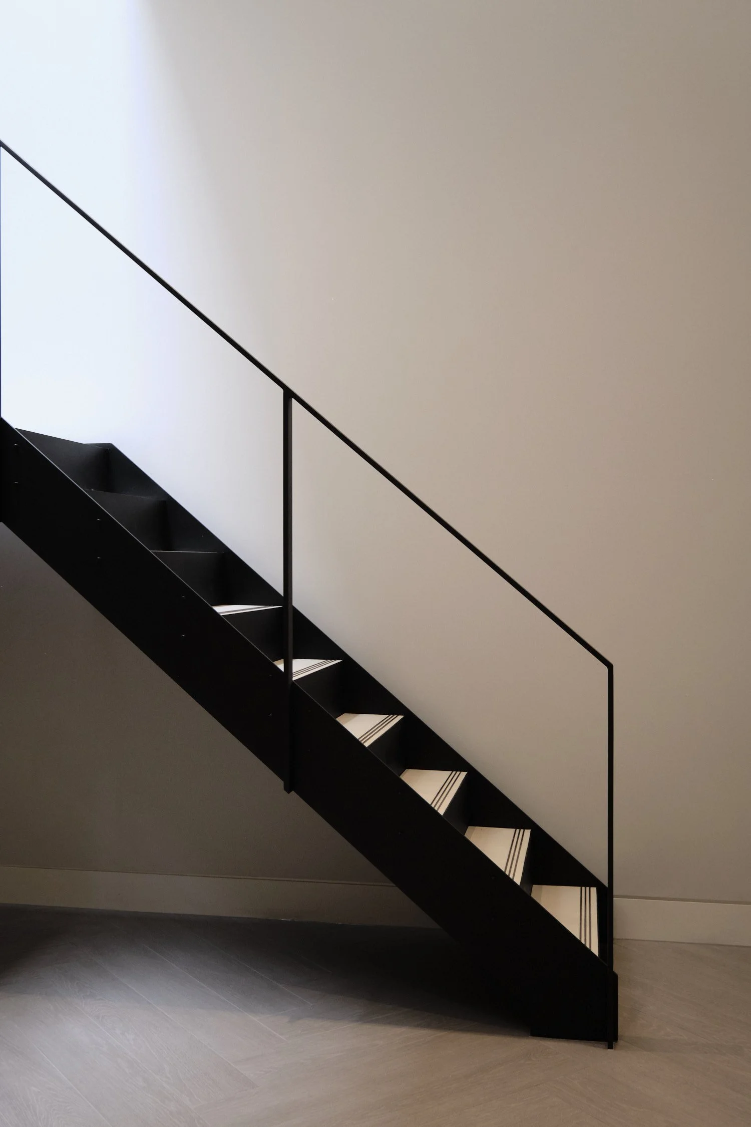 1610 Edwards Square 19-05-21 117-Web.jpg