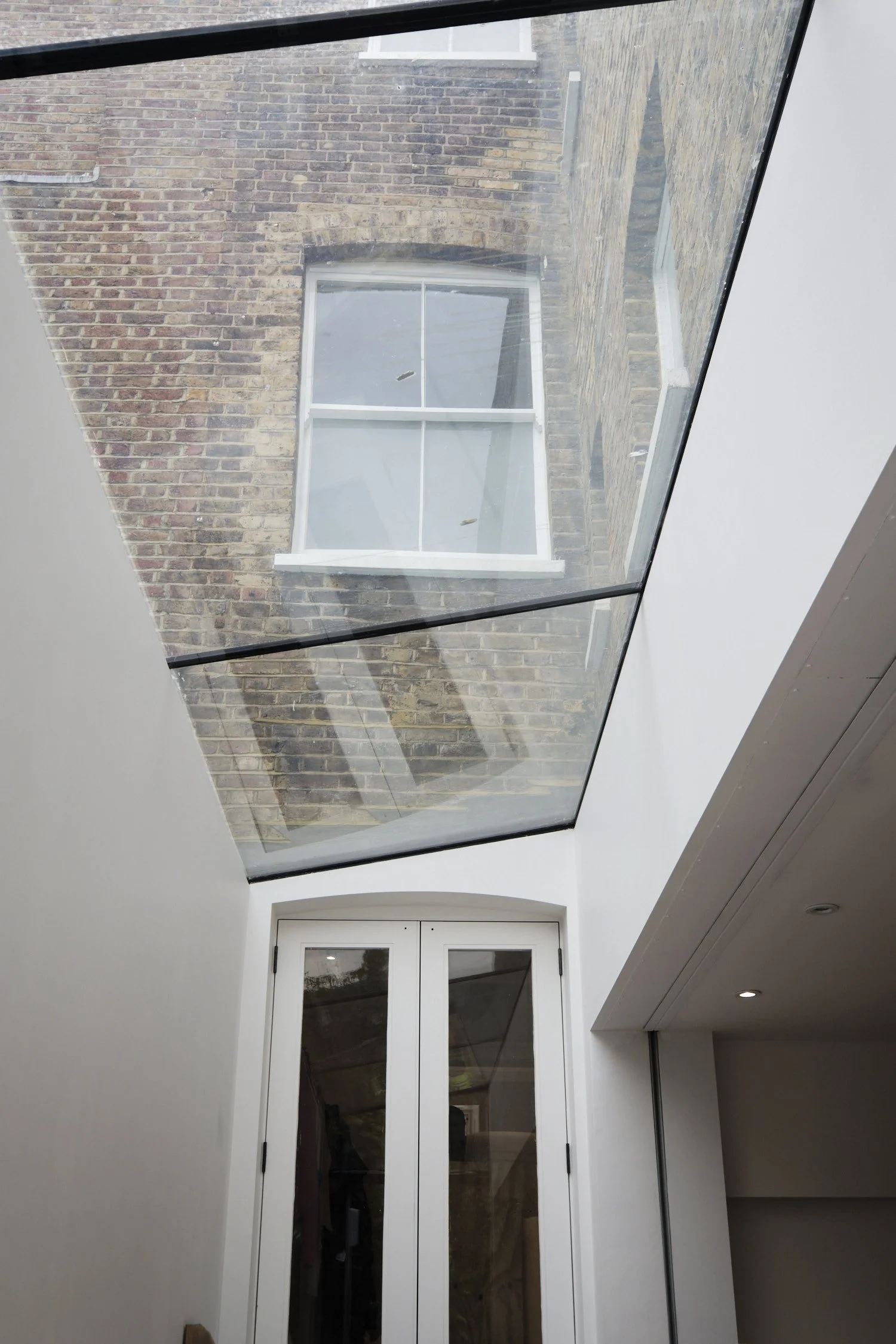 1610 Edwards Square 19-05-21 93-Web.jpg