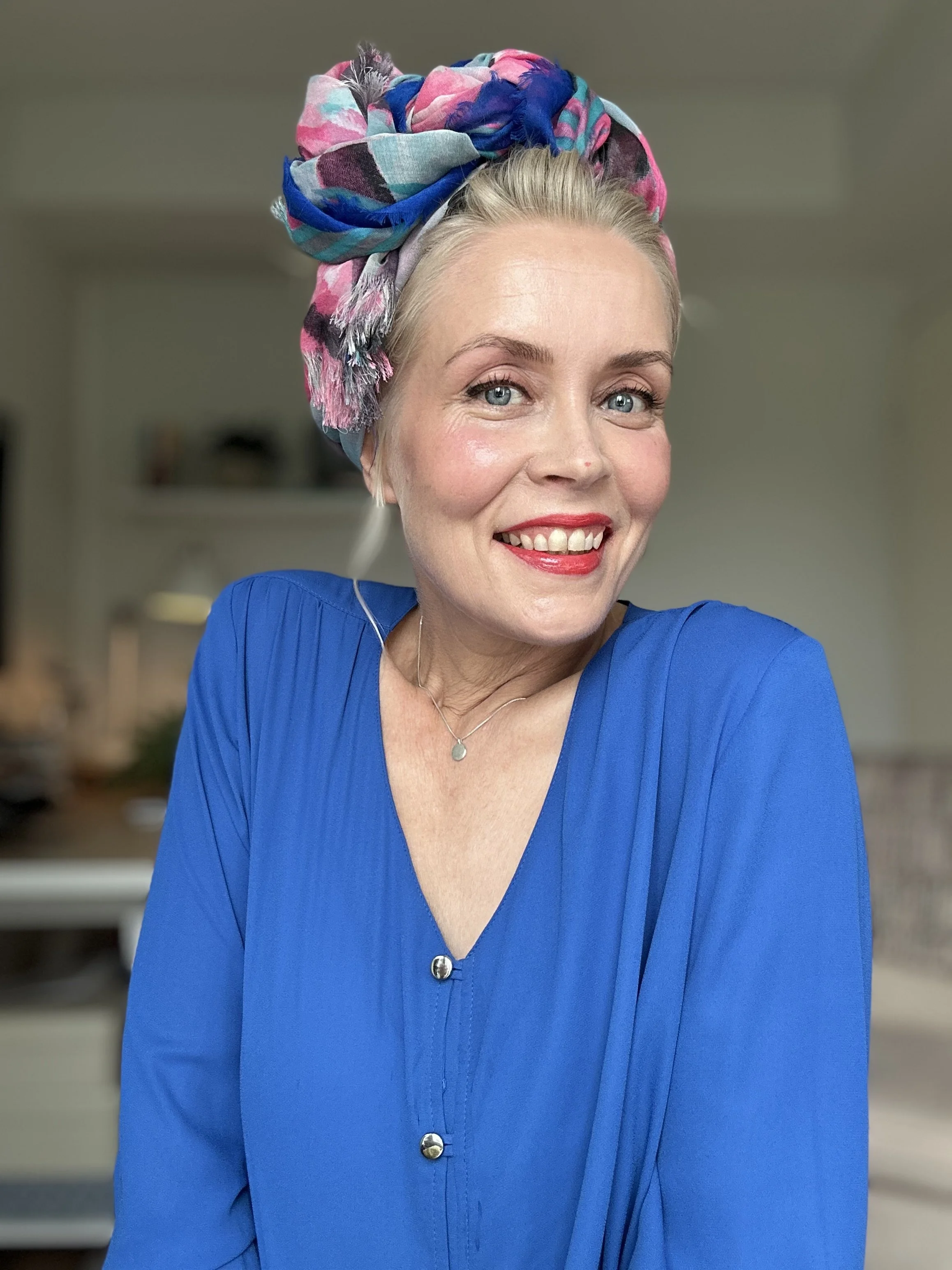 Johanna Hytti uskoo, että värit voivat muuttaa ihmistä.