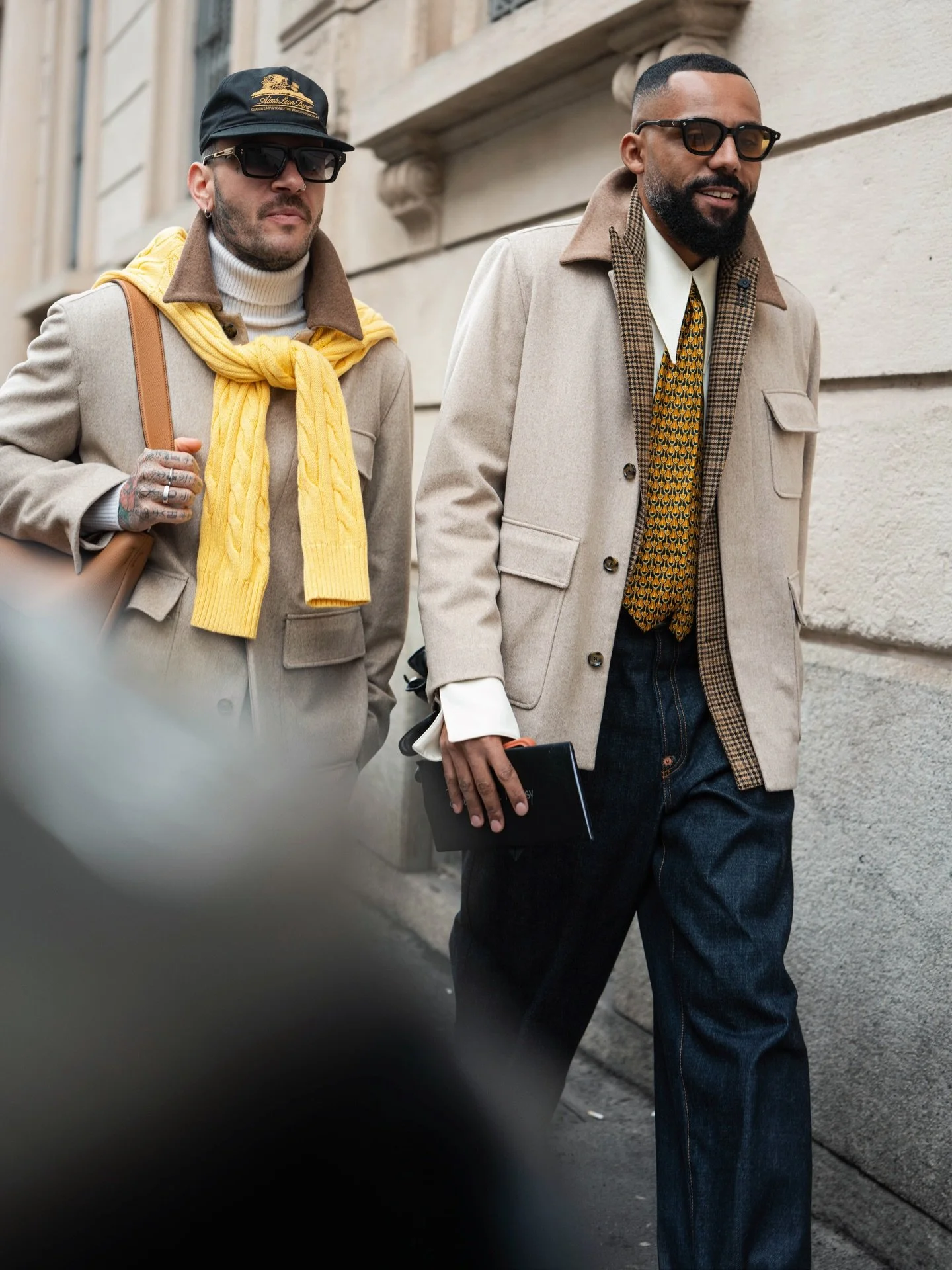 Milan Fashion Week Day 2. @lardiniofficial layers and the usual hustle. 

Blazer: @lardiniofficial 
Shirt Jacket: @lardiniofficial 
Shirt: @kingandtuckfield 
Tie: vintage @dior 
Denim: @kenzo 
Boots: @prada 
Sunglasses: @lunetteriegenerale 

📸 @pius