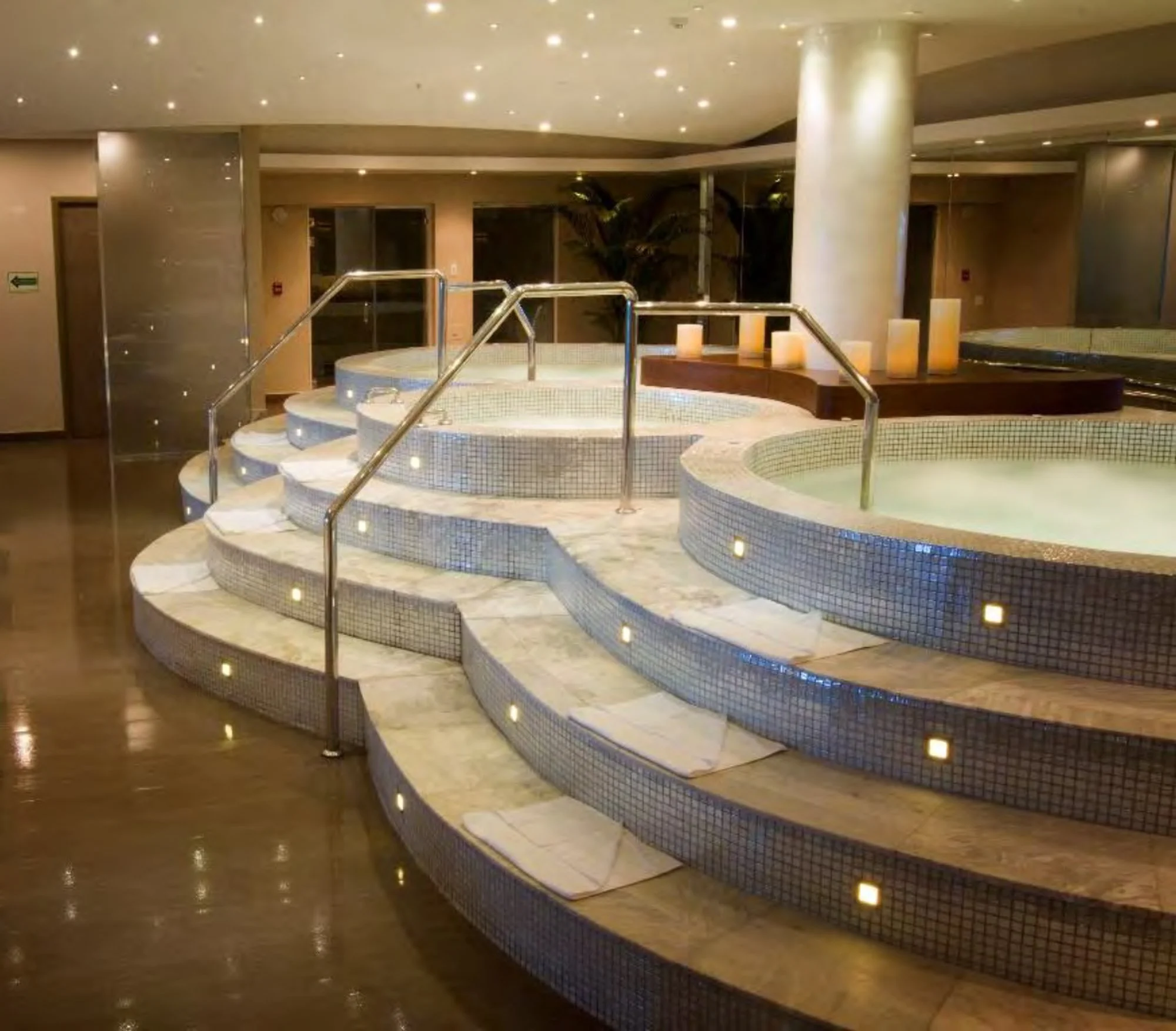 jacuzzi.jpg