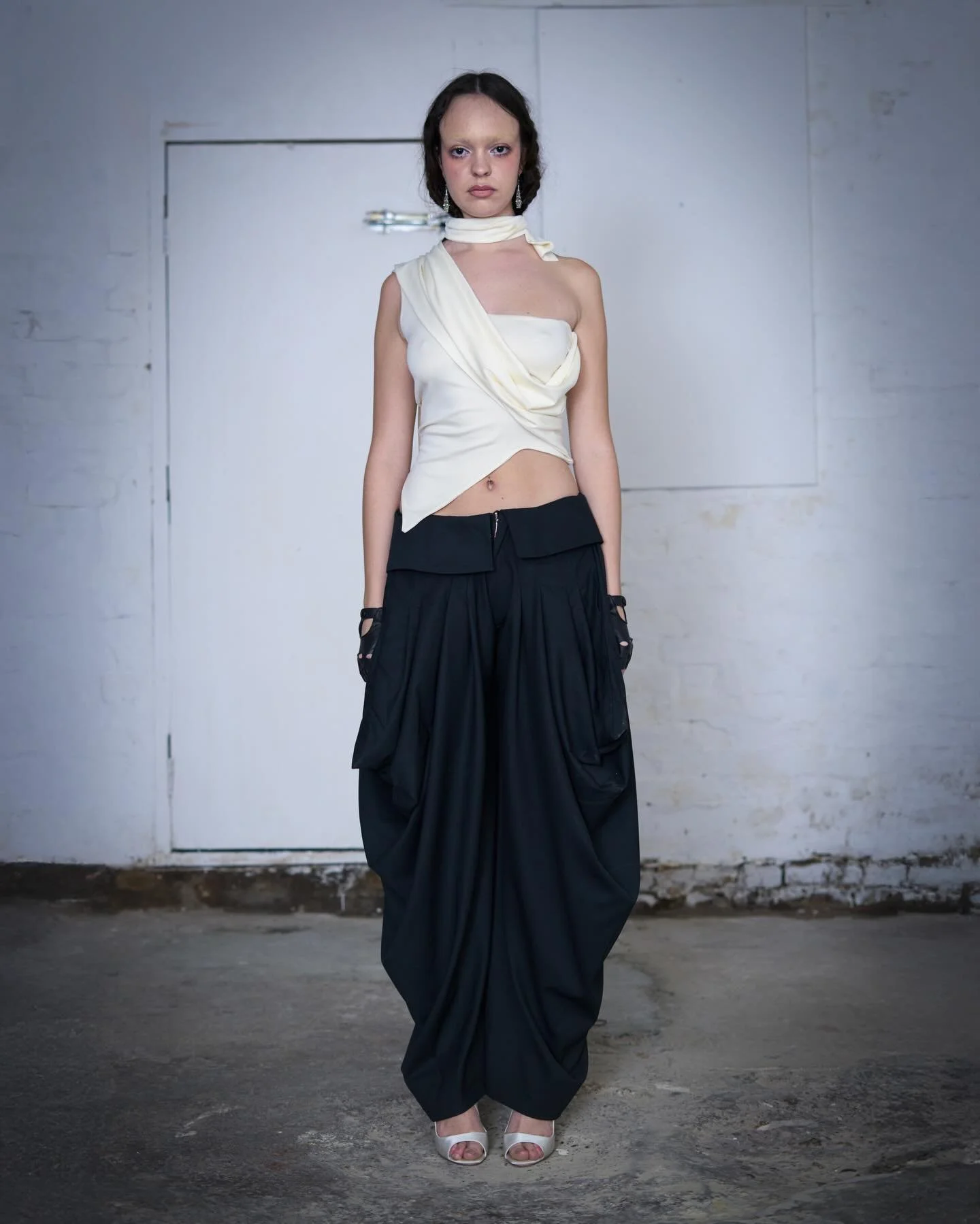 &lsquo;NESTED&rsquo; READY-TO-WEAR CAPSULE 🪺
A journey of belonging and becoming a new version of yourself whilst embracing heritage and tradition through thai folklore and costume, reimagining a part of home in every creation. 

Look 5 ๕
Naree top
