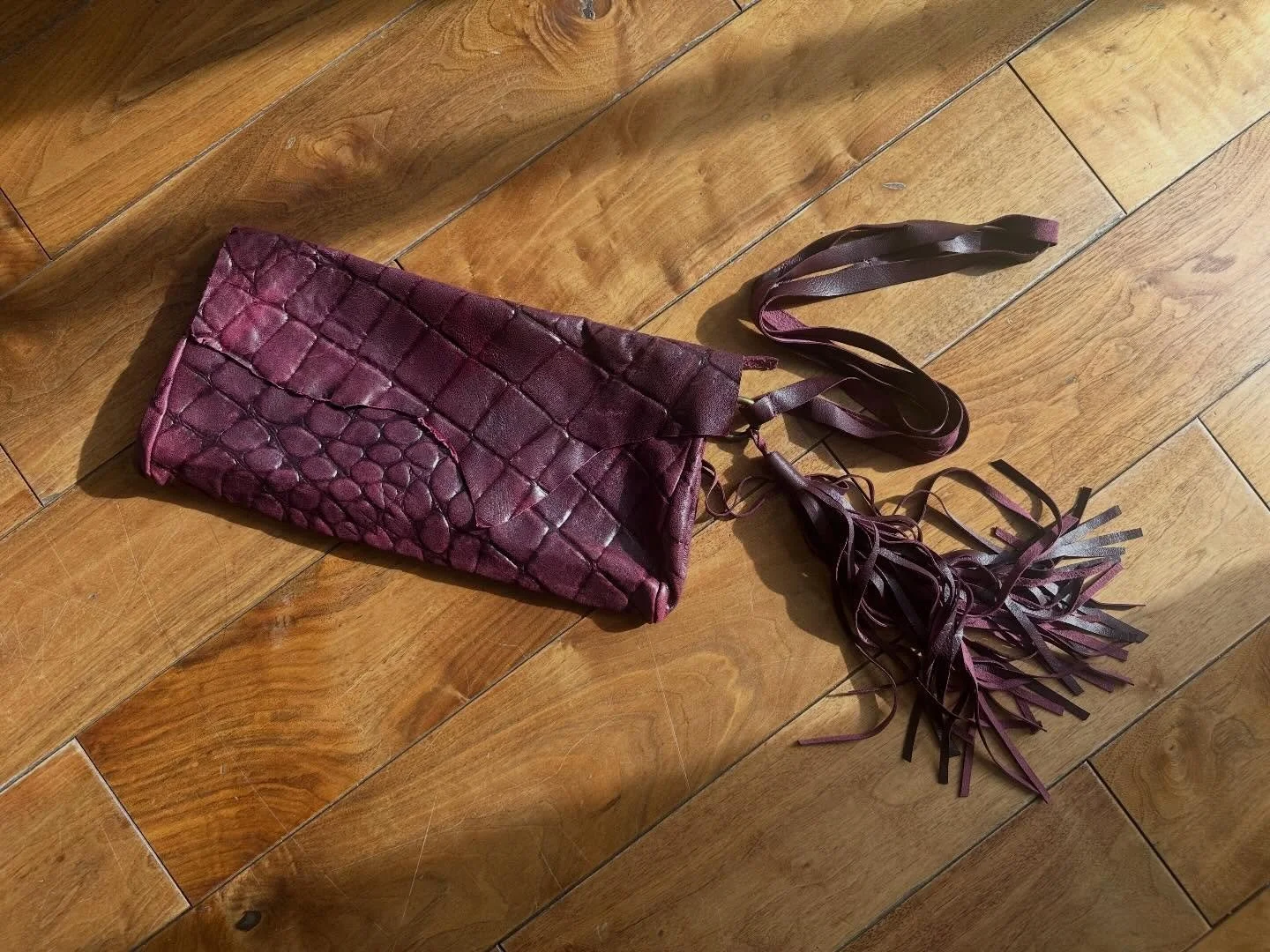 ruby amulet clutch .*･｡ﾟ