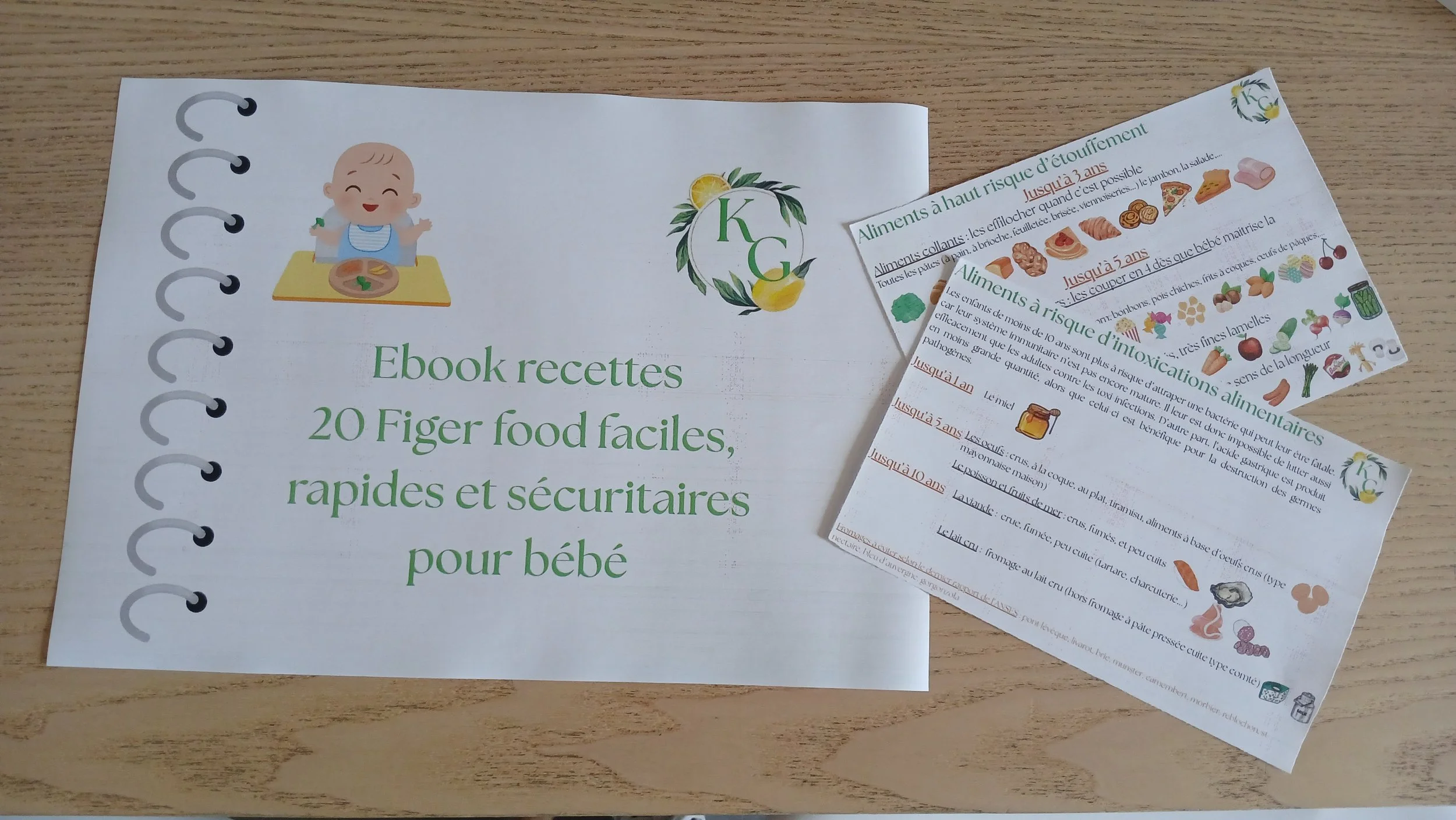 Feuille de papier avec illustration d'un bébé mangeant, logo avec lemones verte et jaune, et texte en français présentant un ebook de recettes pour bébés, avec des extraits de fiches alimentaires et conseils.