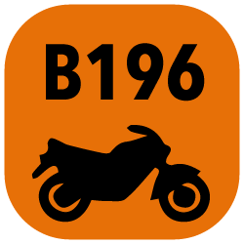 Illustration für die Führerscheinklasse  B196 mit Motorradsymbol auf orangefarbenem Hintergrund.